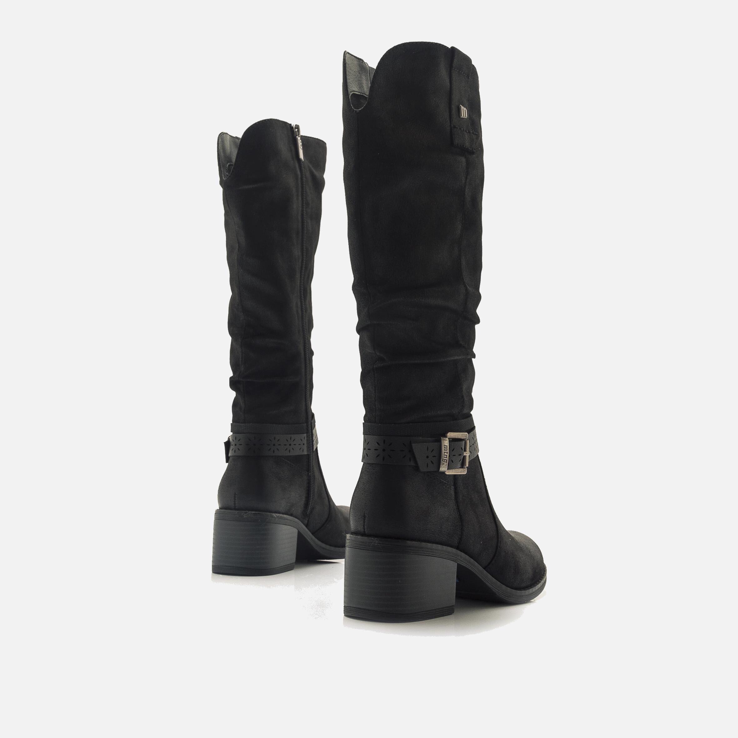 Botas on sale troqueladas mujer